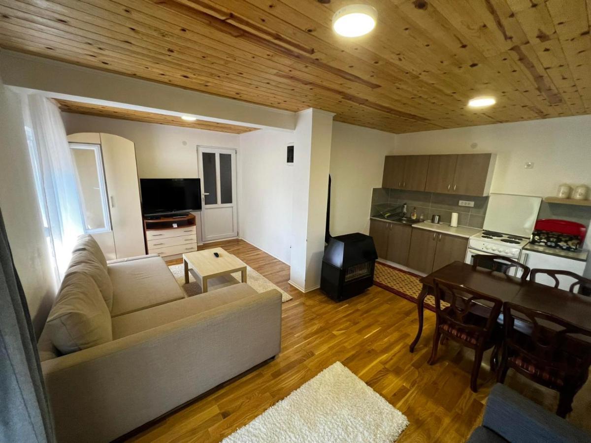 Ljubav Stara Zaovine Hotel Lazici Kültér fotó