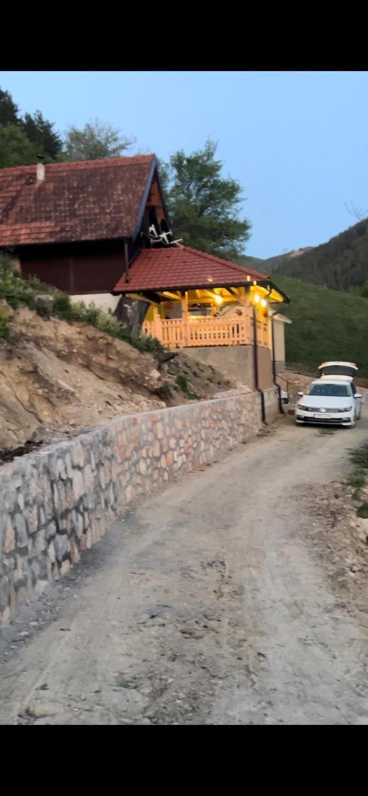 Ljubav Stara Zaovine Hotel Lazici Kültér fotó
