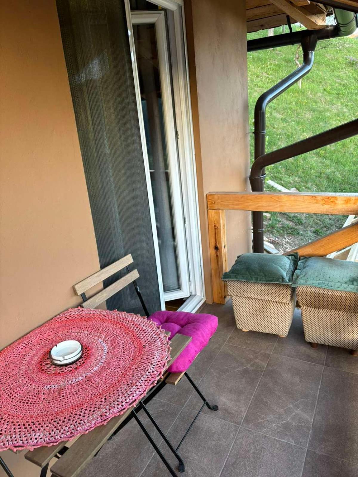 Ljubav Stara Zaovine Hotel Lazici Kültér fotó